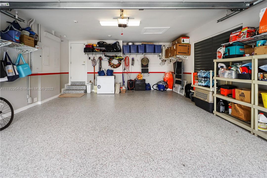 2 Car Garage  - 442.1 sq.ft.