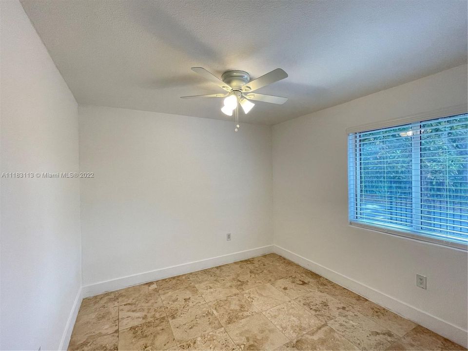 Недавно арендовано: $1,900 (2 спален, 1 ванн, 0 Квадратных фут)