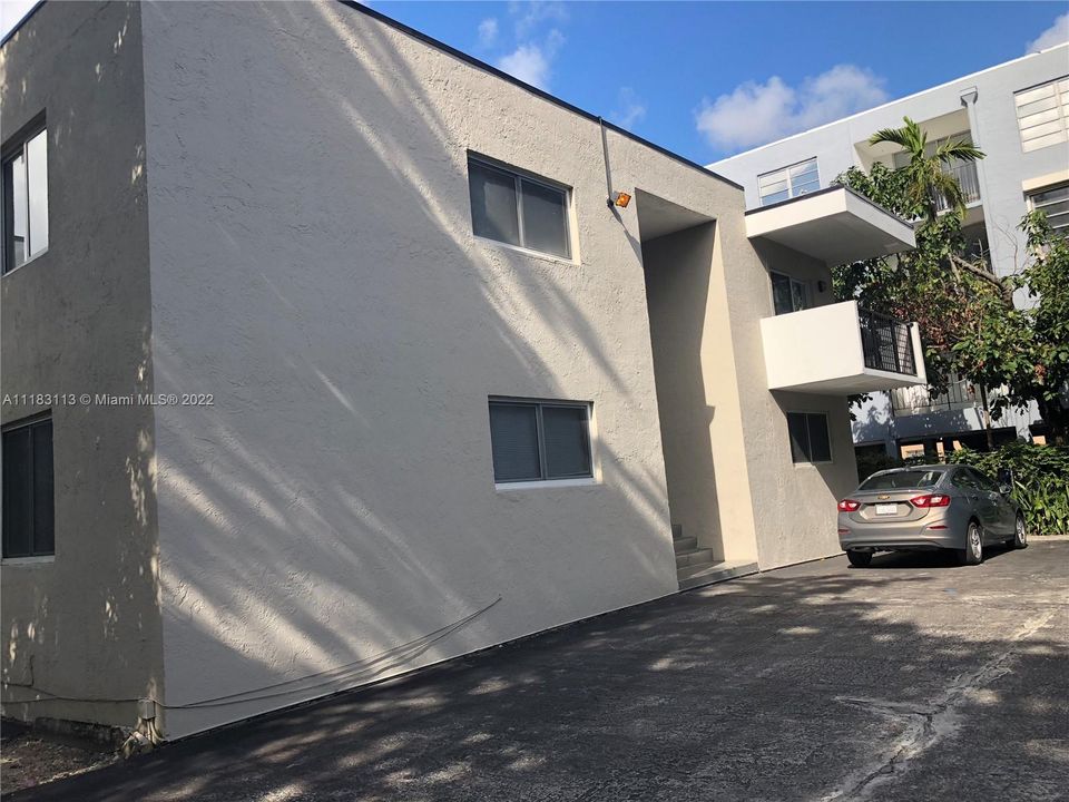 Недавно арендовано: $1,900 (2 спален, 1 ванн, 0 Квадратных фут)