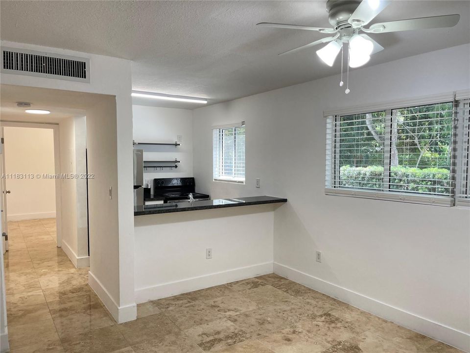 Недавно арендовано: $1,900 (2 спален, 1 ванн, 0 Квадратных фут)