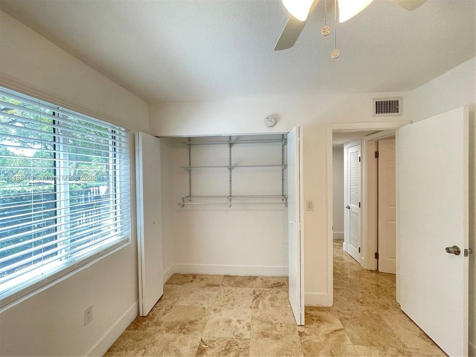 Недавно арендовано: $1,900 (2 спален, 1 ванн, 0 Квадратных фут)