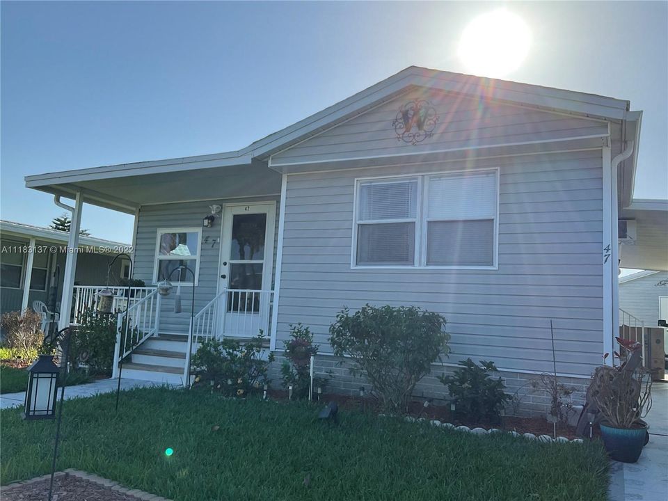 Recently Sold: $74,900 (2 beds, 1 baths, 697 Square Feet)