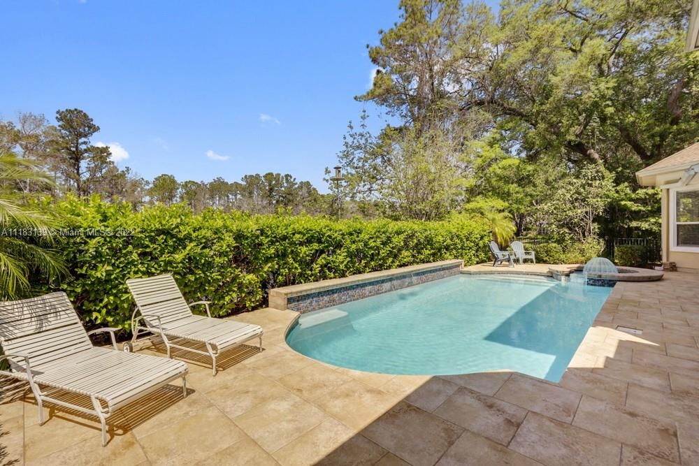 Recently Sold: $1,320,000 (5 beds, 4 baths, 4730 Square Feet)