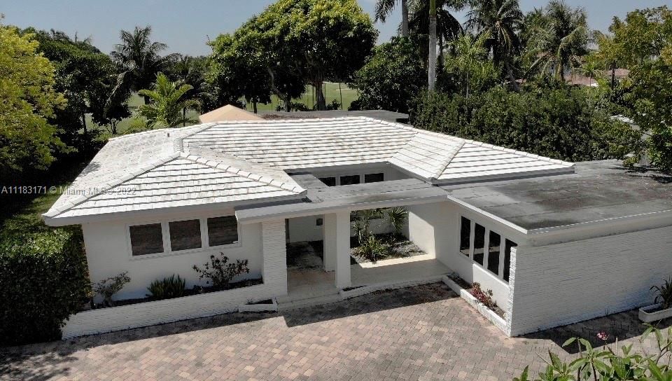 Recently Sold: $4,000,000 (4 beds, 3 baths, 2618 Square Feet)