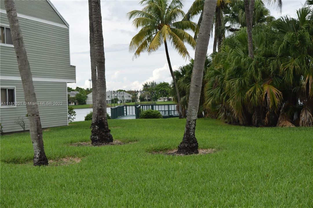 community boat dock