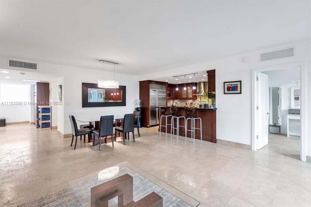 Recently Sold: $1,425,000 (3 beds, 2 baths, 1600 Square Feet)