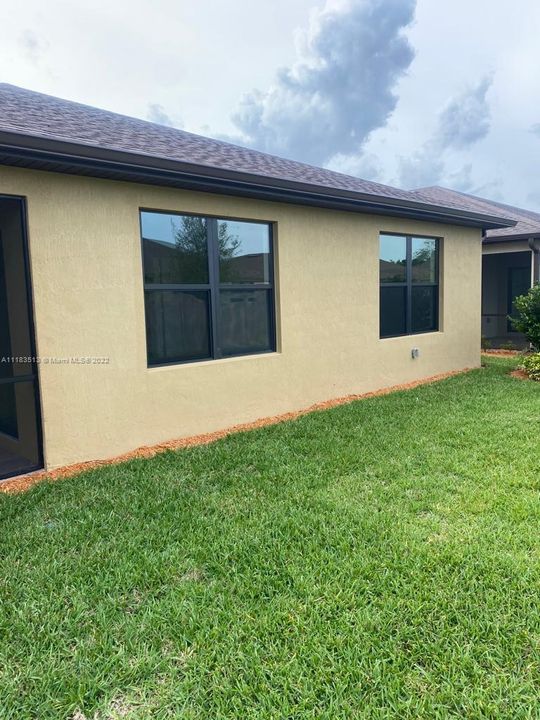 Recently Rented: $2,700 (3 beds, 2 baths, 0 Square Feet)