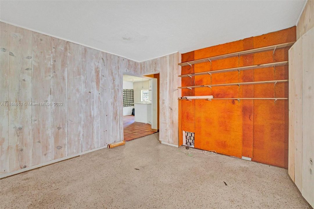 Vendido Recientemente: $799,000 (3 camas, 3 baños, 2327 Pies cuadrados)