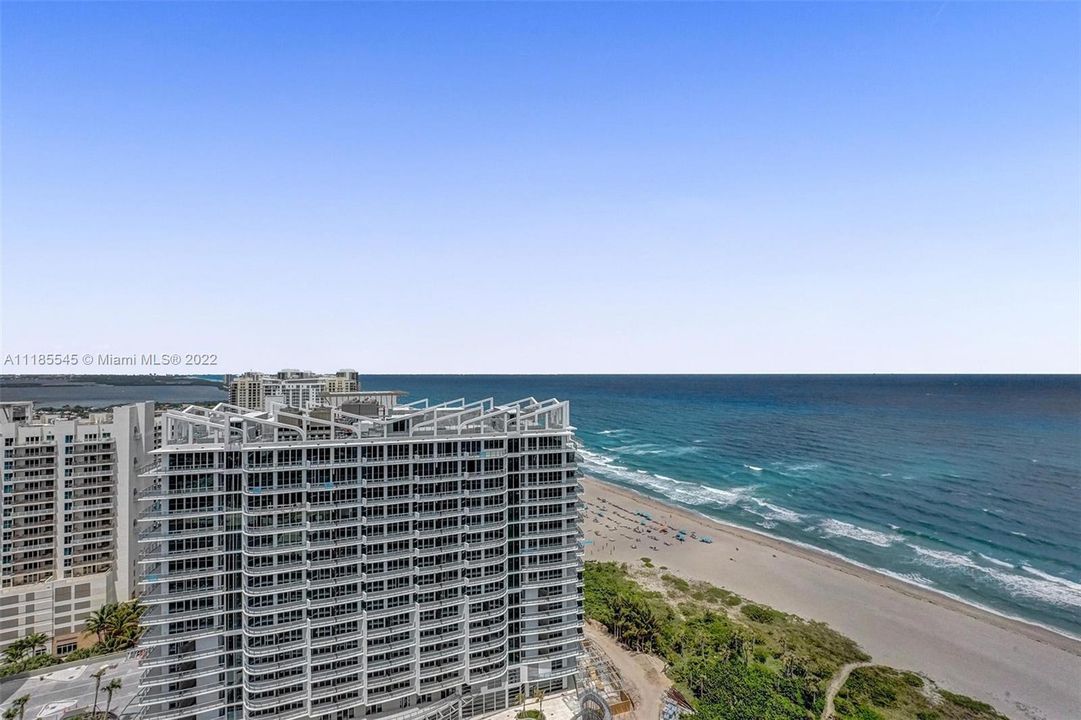 Recently Sold: $1,033,000 (2 beds, 2 baths, 1491 Square Feet)