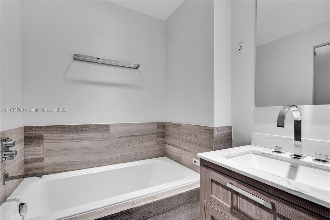 Недавно арендовано: $30,000 (3 спален, 4 ванн, 2257 Квадратных фут)