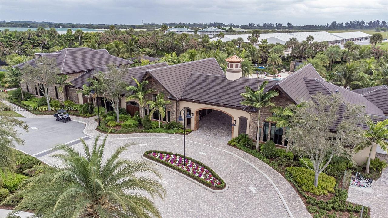 Recently Sold: $1,975,000 (5 beds, 5 baths, 5181 Square Feet)