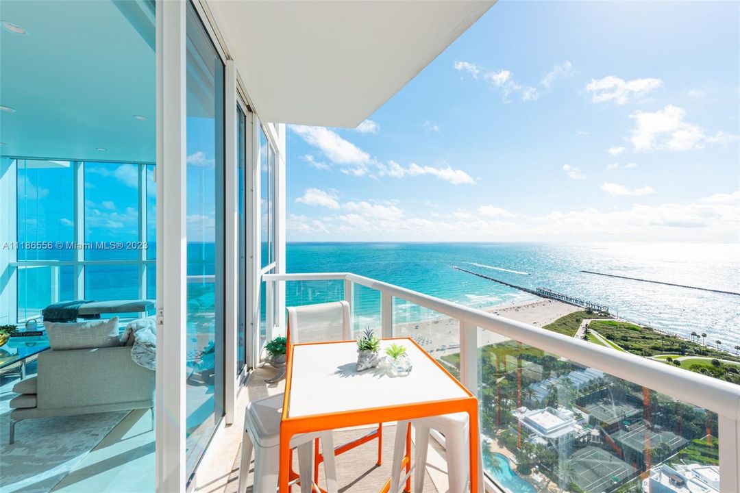 Recently Sold: $10,800,000 (3 beds, 3 baths, 2503 Square Feet)