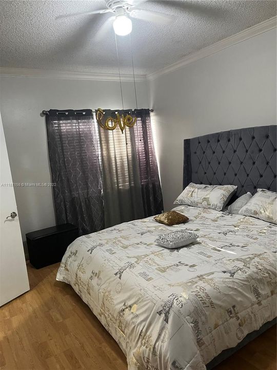 Recently Rented: $1,990 (2 beds, 2 baths, 854 Square Feet)