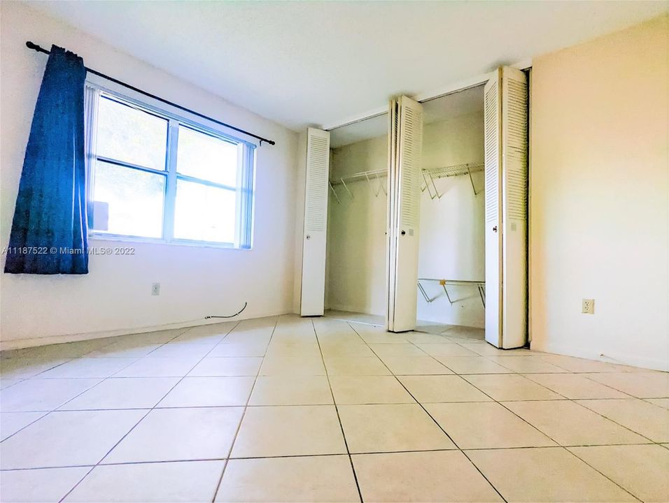 Recently Rented: $1,375 (1 beds, 1 baths, 13003 Square Feet)