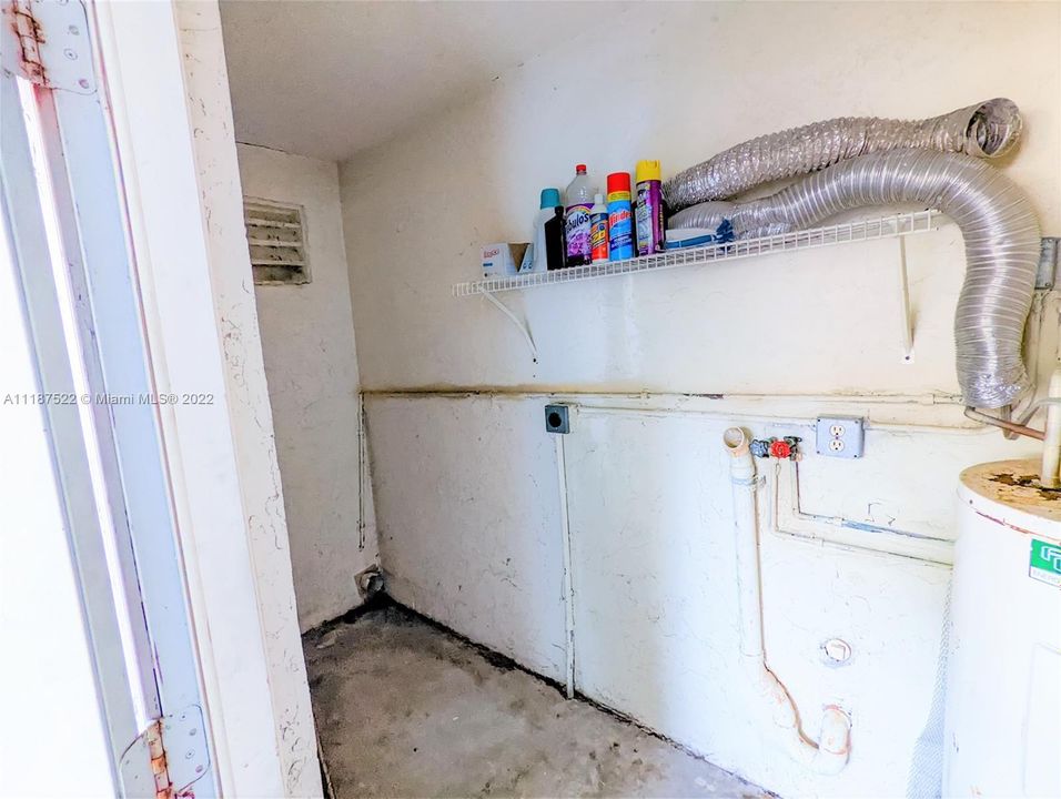 Recently Rented: $1,375 (1 beds, 1 baths, 13003 Square Feet)