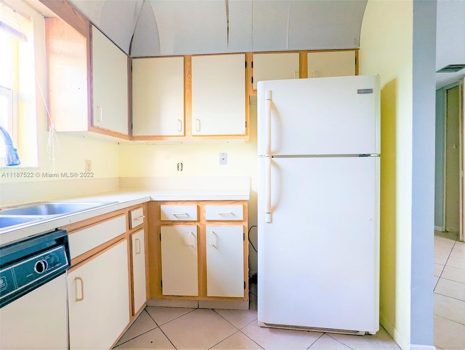 Recently Rented: $1,375 (1 beds, 1 baths, 13003 Square Feet)