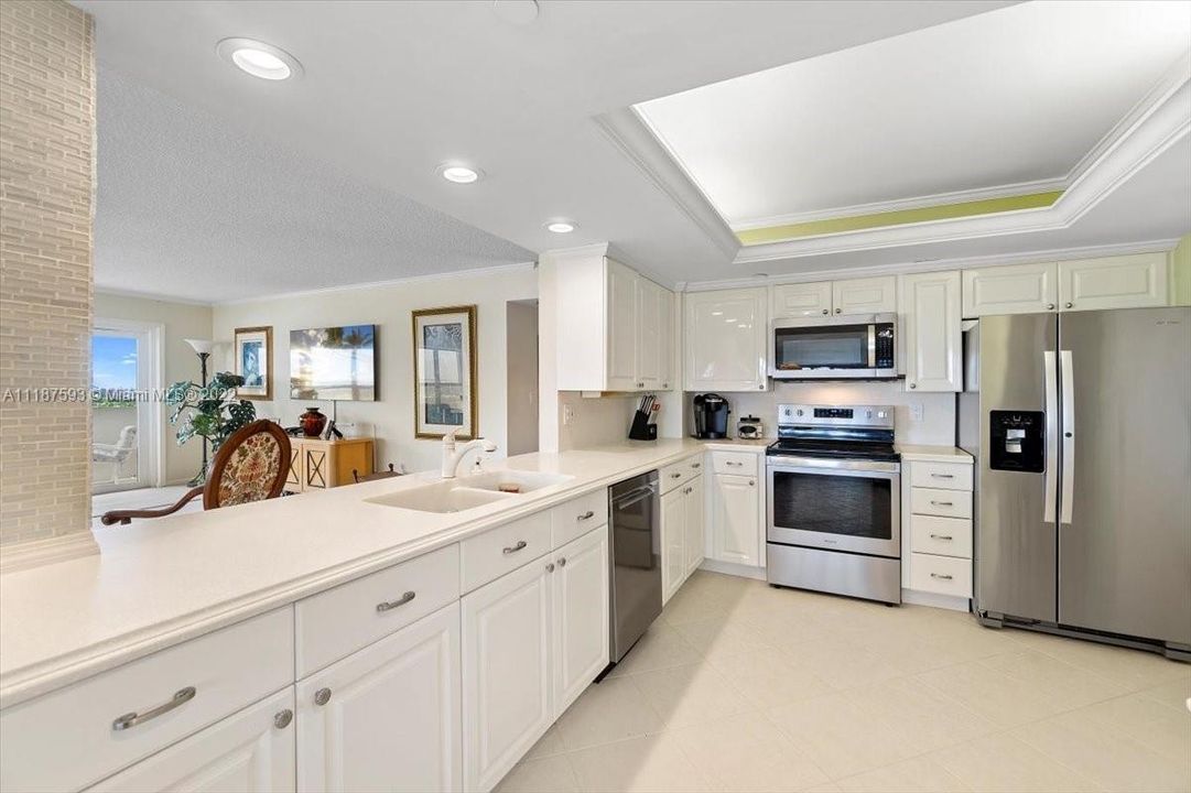 最近售出: $639,900 (2 贝兹, 2 浴室, 1669 平方英尺)