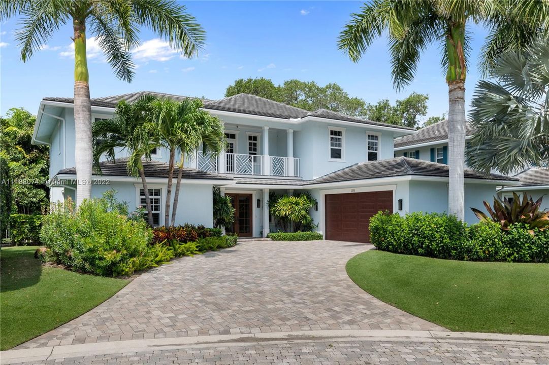 Recently Sold: $2,750,000 (4 beds, 4 baths, 3504 Square Feet)