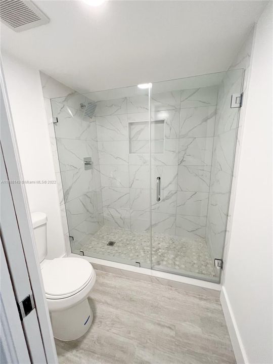 Недавно арендовано: $4,000 (2 спален, 2 ванн, 1181 Квадратных фут)