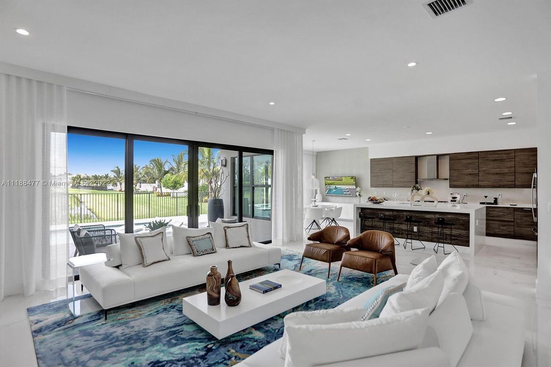 Recently Sold: $3,675,000 (5 beds, 5 baths, 5330 Square Feet)