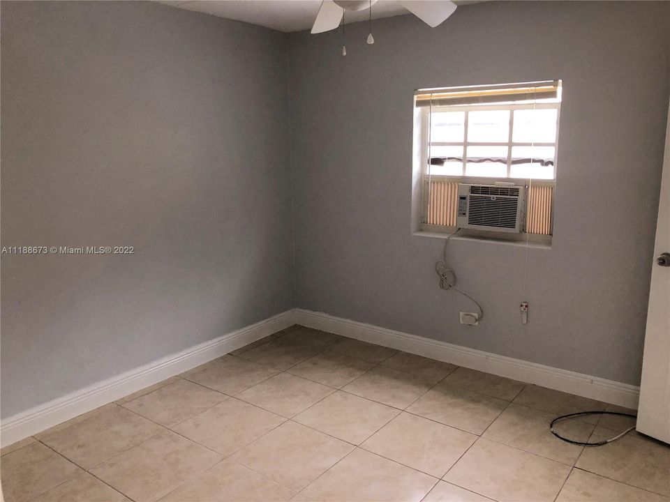 最近租的: $1,700 (2 贝兹, 1 浴室, 2280 平方英尺)