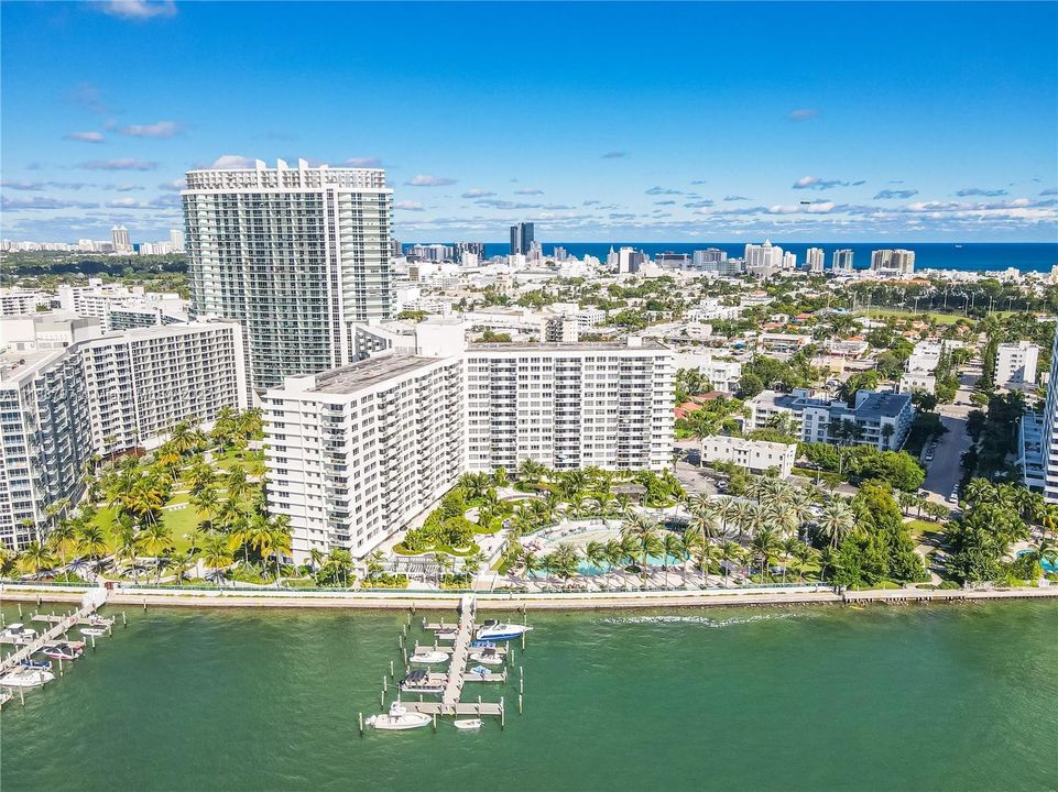 Recently Sold: $1,590,000 (3 beds, 3 baths, 2029 Square Feet)