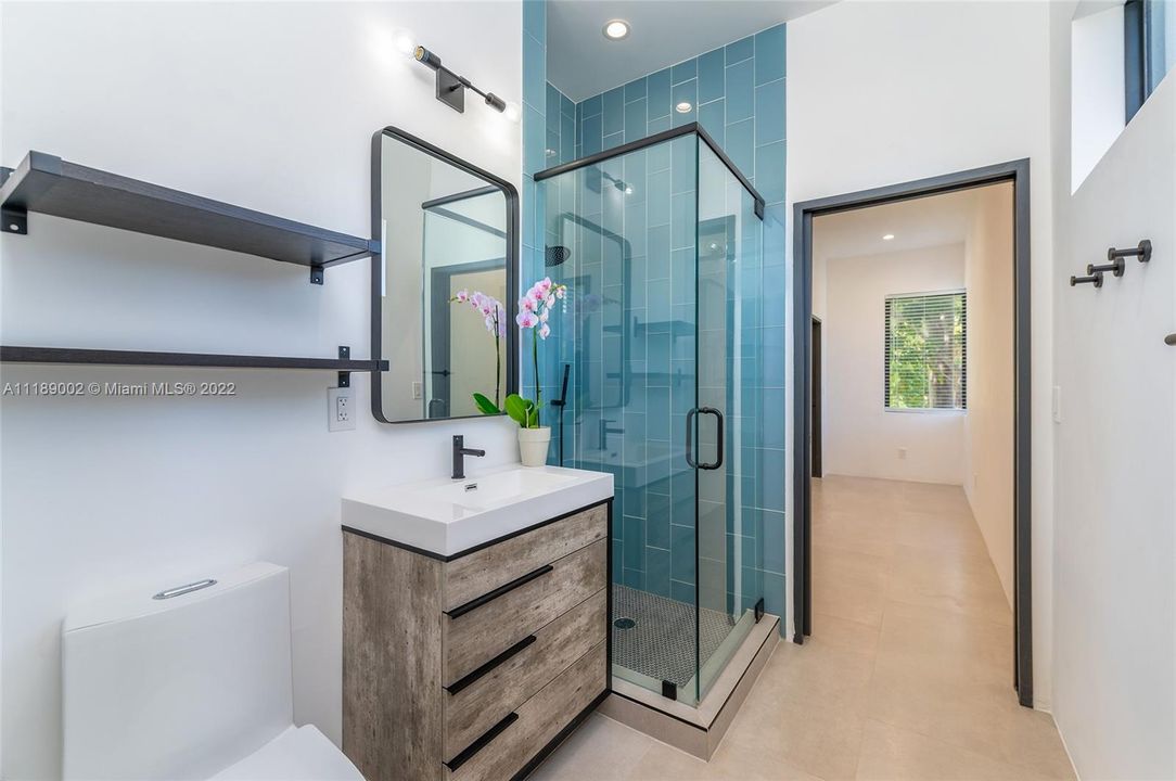 Недавно арендовано: $15,000 (4 спален, 2 ванн, 2139 Квадратных фут)