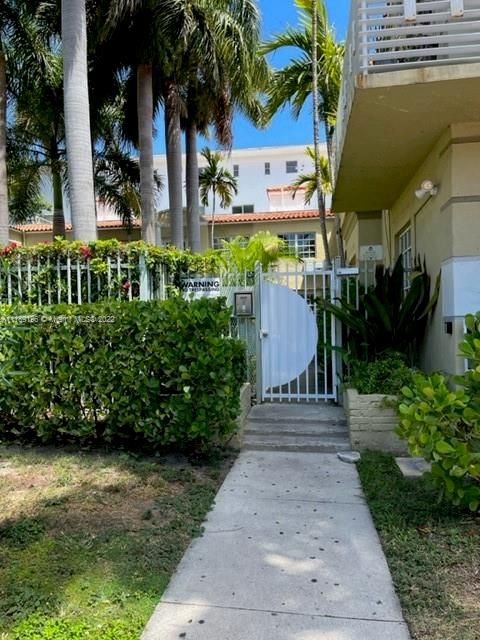 Recently Sold: $219,999 (1 beds, 1 baths, 465 Square Feet)