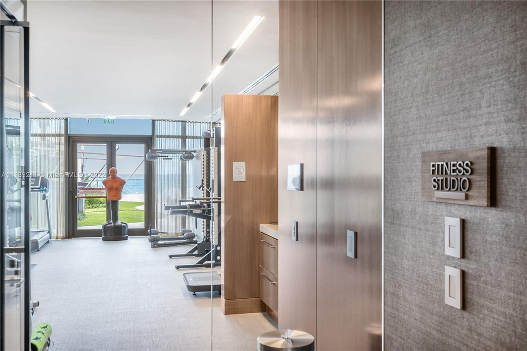 Недавно арендовано: $50,000 (4 спален, 5 ванн, 4992 Квадратных фут)