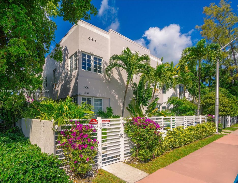 Recently Sold: $2,850,000 (0 beds, 0 baths, 0 Square Feet)