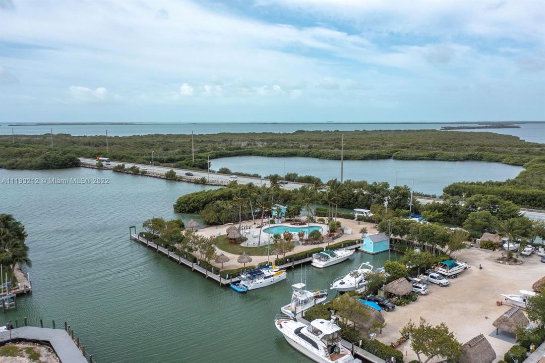 Vendido Recientemente: $189,000 (40 sqft)