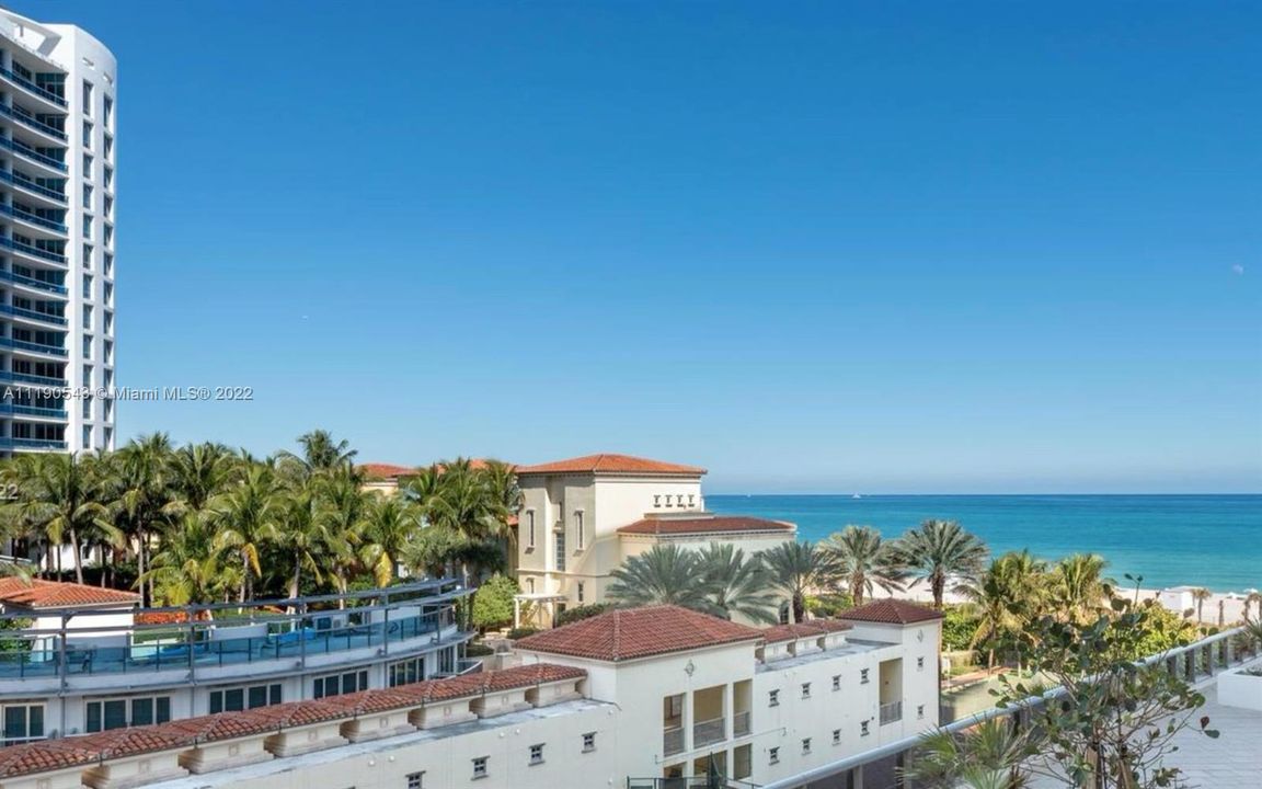 Recently Sold: $1,350,000 (2 beds, 2 baths, 1097 Square Feet)