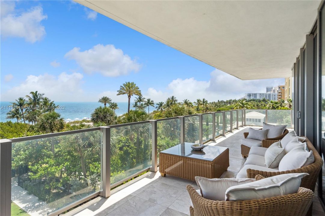 Recently Sold: $9,500,000 (4 beds, 6 baths, 3791 Square Feet)