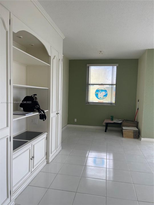 Recently Sold: $237,777 (2 beds, 2 baths, 1284 Square Feet)