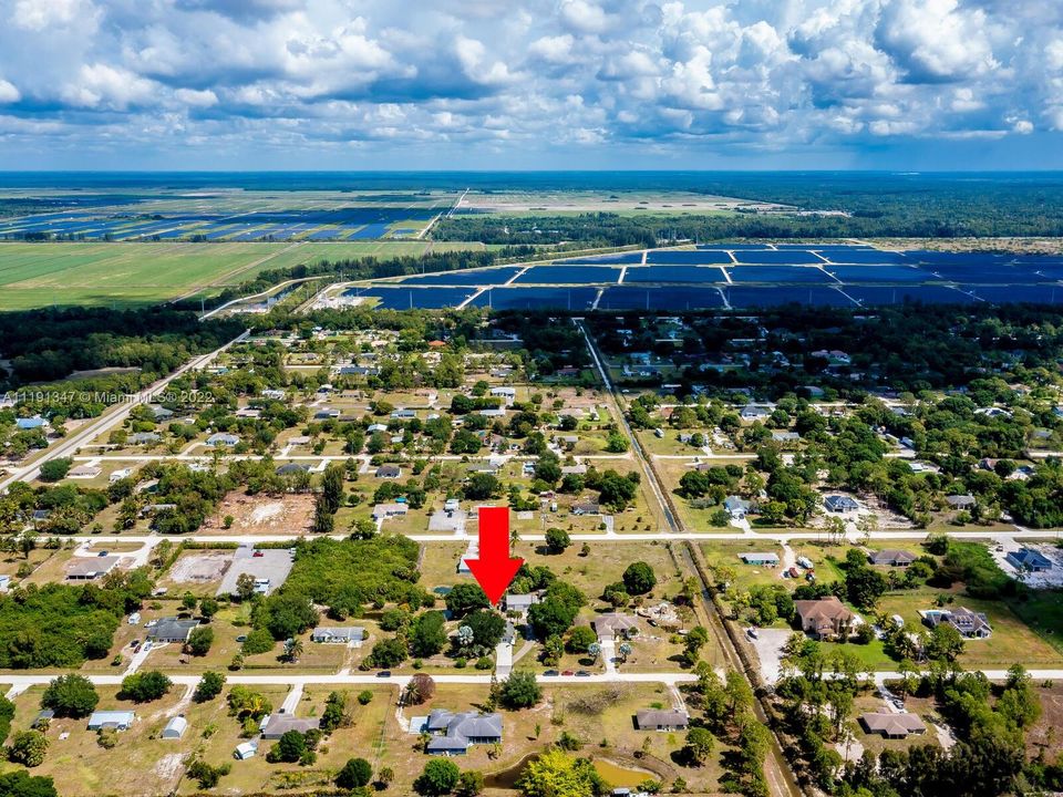 Недавно продано: $738,989 (4 спален, 2 ванн, 3067 Квадратных фут)