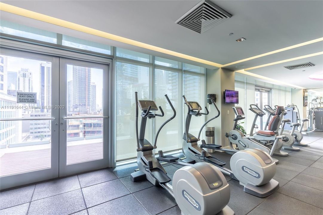 最近租的: $5,500 (2 贝兹, 2 浴室, 1200 平方英尺)