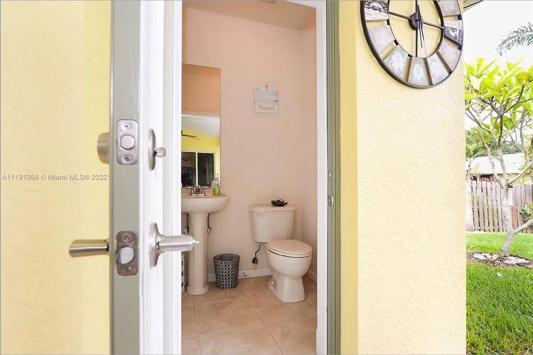 Cabana Bathroom on the Patio