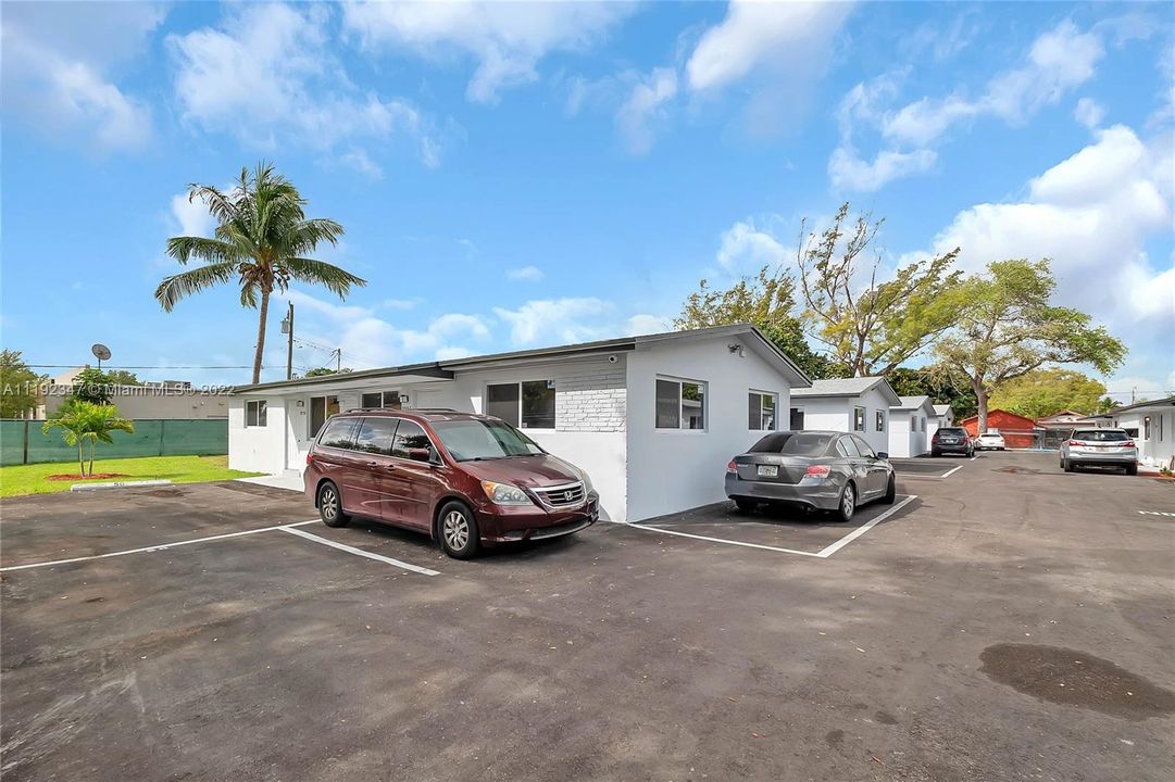 Recently Sold: $3,430,000 (0 beds, 0 baths, 0 Square Feet)