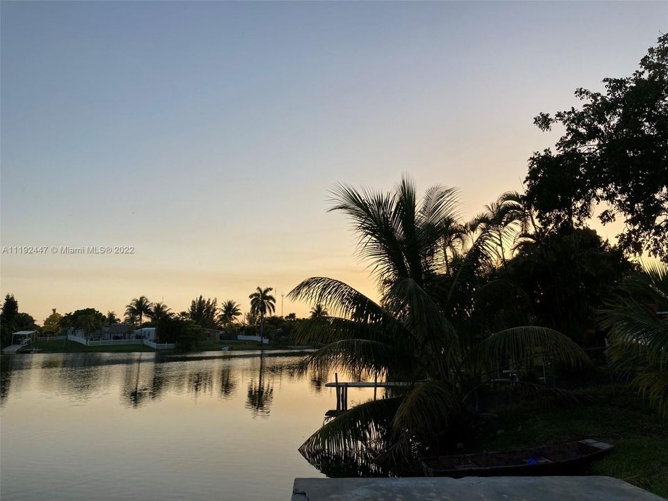 Recently Sold: $475,000 (3 beds, 2 baths, 1332 Square Feet)
