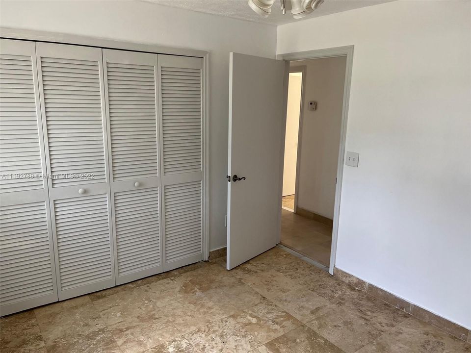 Recently Rented: $3,000 (3 beds, 2 baths, 1711 Square Feet)