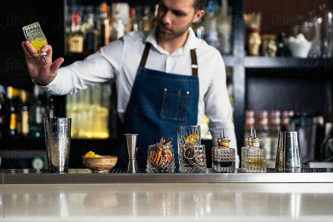 Bars/Restaurants