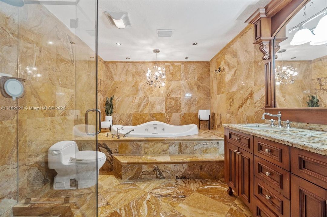 Недавно продано: $1,499,000 (4 спален, 4 ванн, 1751 Квадратных фут)