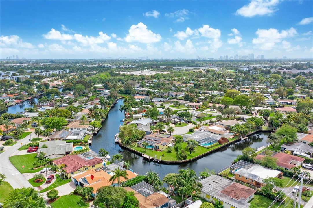 最近售出: $795,000 (3 贝兹, 2 浴室, 1736 平方英尺)