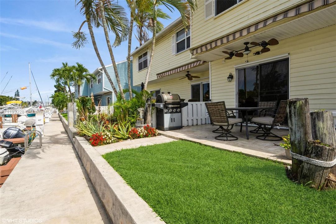 Recently Sold: $599,900 (2 beds, 2 baths, 1018 Square Feet)