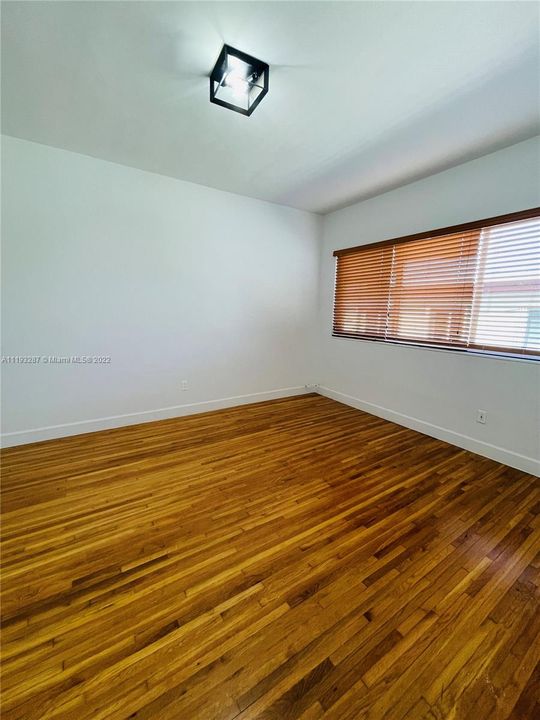 Recently Rented: $2,300 (1 beds, 1 baths, 850 Square Feet)