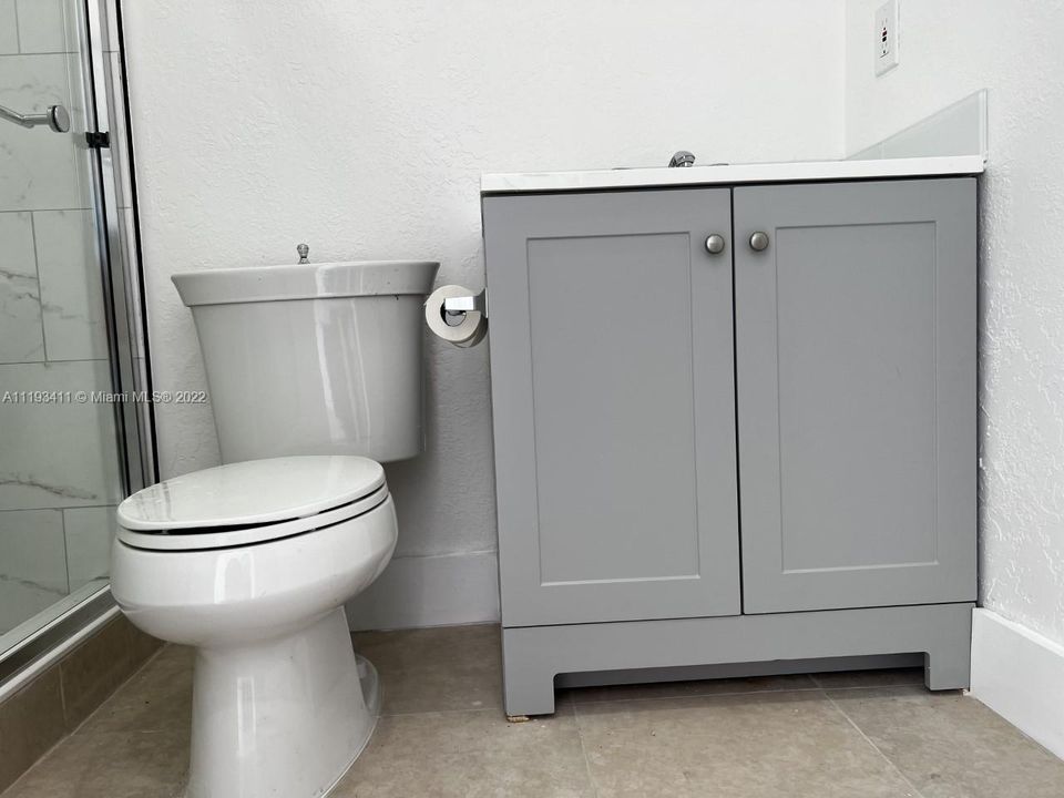 Недавно арендовано: $1,250 (1 спален, 1 ванн, 450 Квадратных фут)