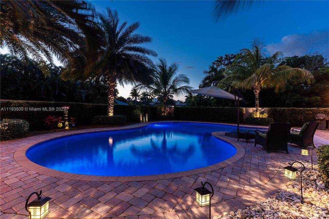 Recently Sold: $1,199,999 (4 beds, 2 baths, 0 Square Feet)