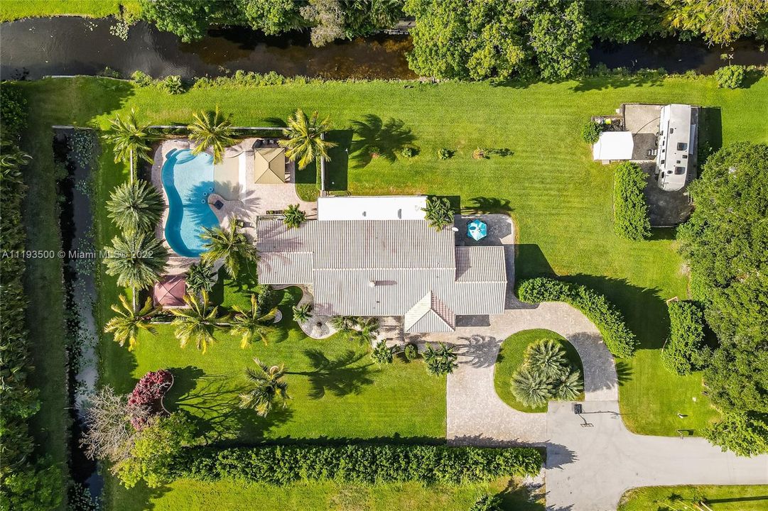 Recently Sold: $1,199,999 (4 beds, 2 baths, 0 Square Feet)