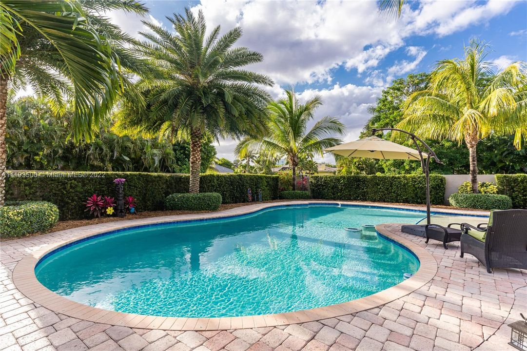 Recently Sold: $1,199,999 (4 beds, 2 baths, 0 Square Feet)