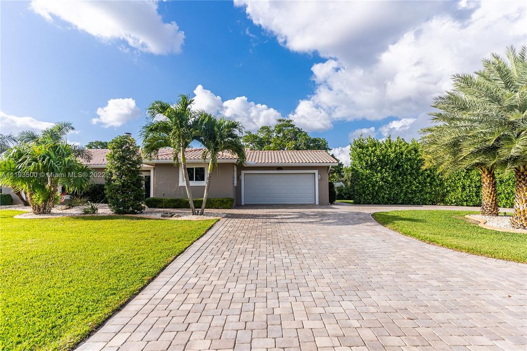 Recently Sold: $1,199,999 (4 beds, 2 baths, 0 Square Feet)
